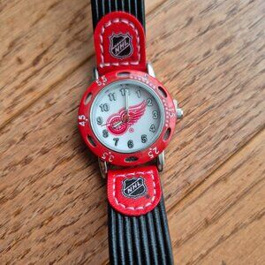 NHL Detroit Red Wings Kids Youth Watch Black/Red - Adjustable Strap